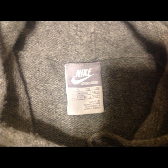 Men’s Nike Street Wear Sweater - Picture 2 of 2